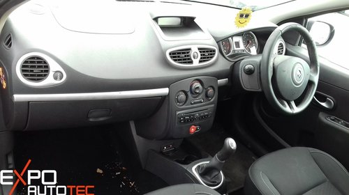 Dezmembrari Renault Clio 3 Coupe i-music