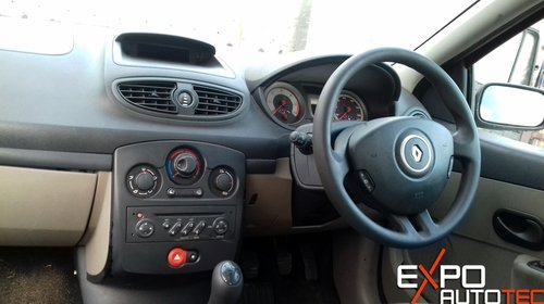 Dezmembrari Renault Clio 3 hatchback