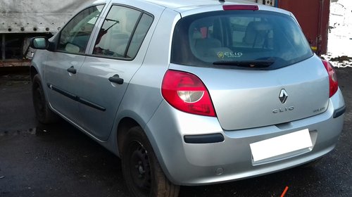 Dezmembrari Renault Clio 3 hatchback