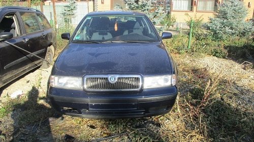 Dezmembrari Skoda Octavia 1 1.6 8 valve an 20