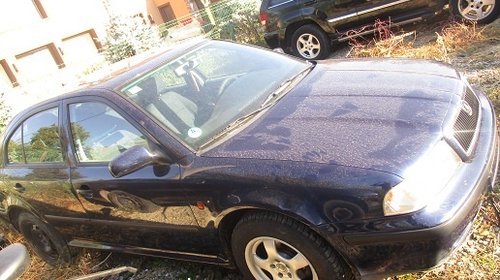 Dezmembrari Skoda Octavia 1 1.6 8 valve an 2000