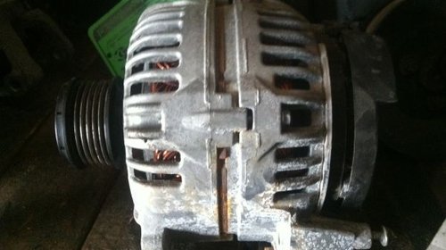 Dezmembrari SKODA OCTAVIA 1.6I, vand alternator BOSCH 0 124 525 091