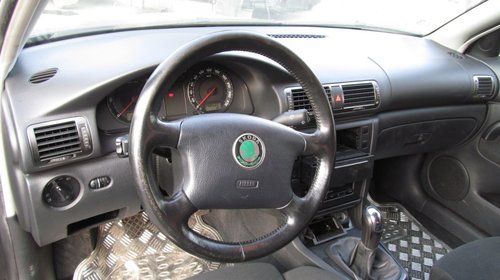 Dezmembrari Skoda Superb 1.9TDI din 2002