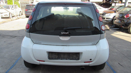 Dezmembrari Smart Forfour 1.5D 2005