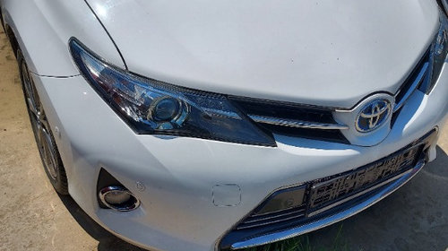 Dezmembrari Toyota Auris 1.8 hybrid an 2012-2017