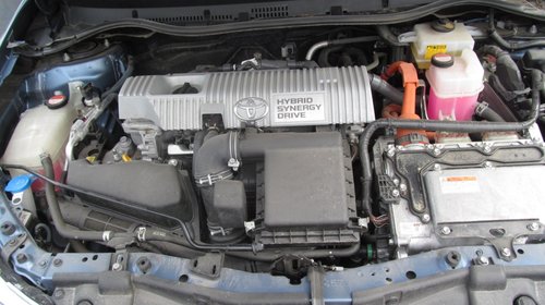 Dezmembrari Toyota Auris 1.8i Hybrid