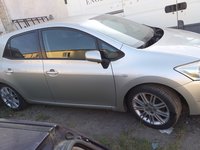 Dezmembrari Toyota Auris din 2009