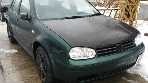 Dezmembrari Volkswagen Golf 4 1.6 benzina