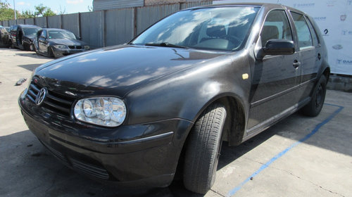 Dezmembrari Volkswagen Golf 4,1.6i din 1999