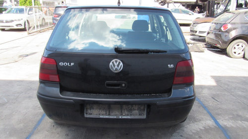 Dezmembrari Volkswagen Golf 4,1.6i din 1999