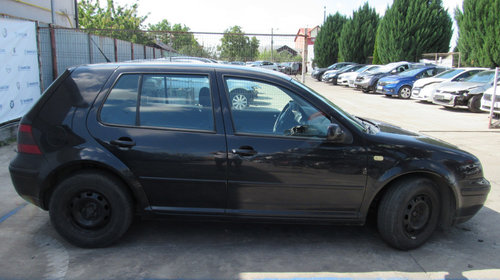 Dezmembrari Volkswagen Golf 4, 1.6i din 1999