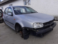 Dezmembrari Volkswagen Golf 4