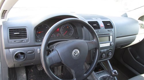Dezmembrari Volkswagen Golf V variant 1.9TDI din 2008