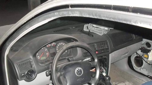 Dezmembrari Volkswagen Golf4 1,9tdi An.2001