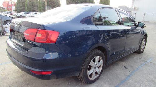 Dezmembrari Volkswagen Jetta 1.6 tdi 2011