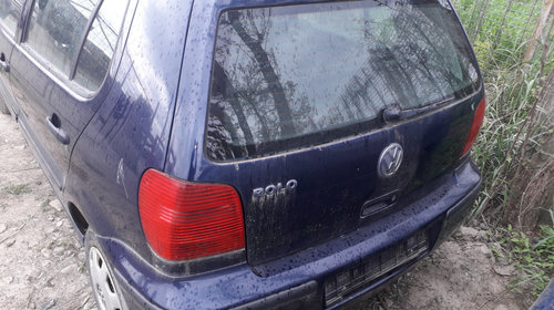 Dezmembrari Volkswagen Polo 6N 1.4 8V AUD Albastru