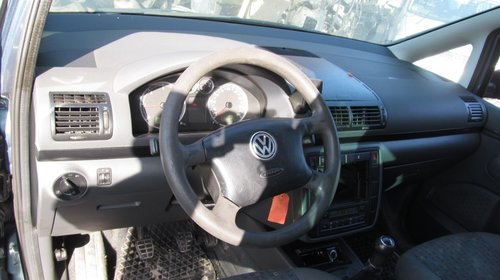 Dezmembrari Volkswagen Sharan 1.9TDI din 2002