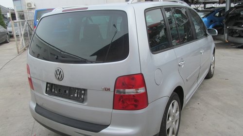 Dezmembrari Volkswagen Touran 2.0TDI