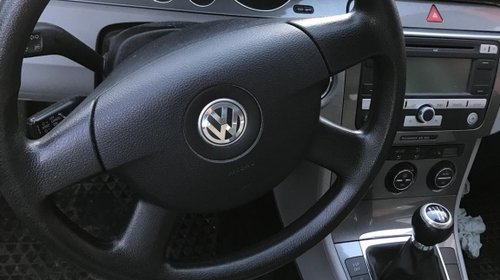 Dezmembrari Volkswagen VW Passat B6 1.9 tdi bls 2005 - 2009