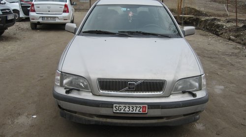 Dezmembrari VOLVO V40 S40 2000 BENZINA