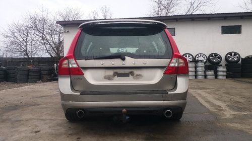 Dezmembrari VOLVO V70 III R-Desing 2.4 diesel D5 An 2011 putere 205 cai putere