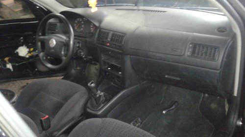 Dezmembrari vw golf 4 1.4 16v