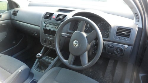 Dezmembrari VW Golf 5 1.9 TDI 2005