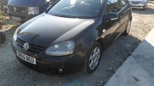 Dezmembrari VW Golf 5 coupe 1.6 FSI