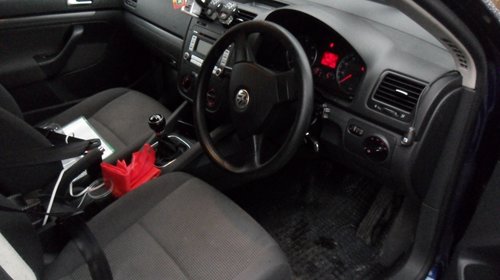 Dezmembrari VW Jetta 2007 1.9 TDI BXE