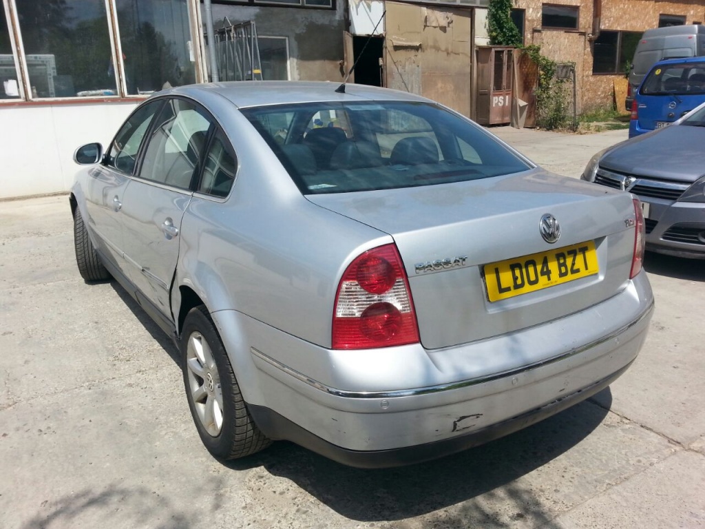 Dezmembrari Vw Passat B5.5 1.9 TDI cutie automata trendline 2005