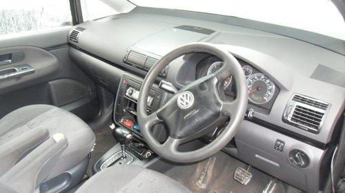 Dezmembrari VW Sharan 2005