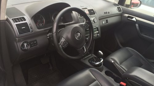 Dezmembrari VW Touran 1.6 Tdi CAY din 2012 cu