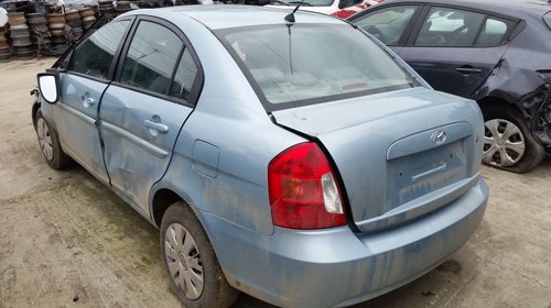 Dezmembrez Hyundai Accent 2007 1.5crdi