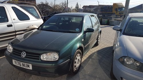 Dezmembrez 2001 VW Golf 4 1.6 AZD cod culoare LC6M