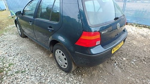 Dezmembrez 2002 Volkswagen Golf 4 1.4 AXP