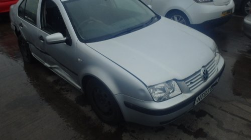 Dezmembrez 2003 Volkswagen Bora 1.6 AZD