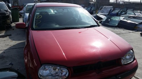 Dezmembrez 2003 VW Golf 4 motor 1.4 BCA 64,000 mile