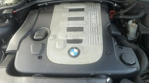 Dezmembrez 2004 BMW E46 330 Touring motor 306D2 cutie A5S 390R - YV