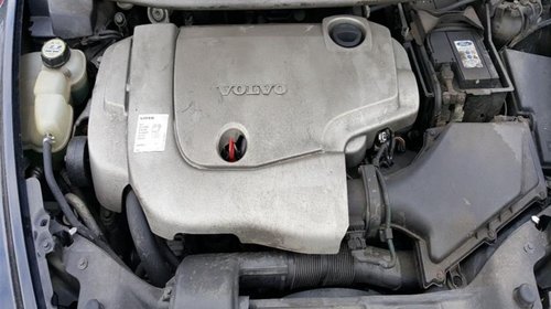 Dezmembrez 2007 VOLVO V50 D5 2.4 motor D5244T8