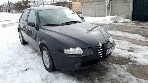 Dezmembrez Alfa Romeo 147 Motor 2.0 benzina