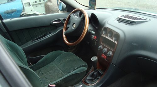 Dezmembrez Alfa Romeo 156 din 2001 1.9jtd