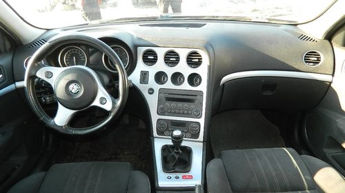 Dezmembrez Alfa Romeo 159 , 2005-2011