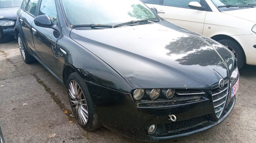 Dezmembrez ALFA ROMEO 159 BREAK-1.9 JTD DIN 2004