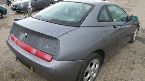 Dezmembrez Alfa Romeo GTV din 2000, 2.0b,