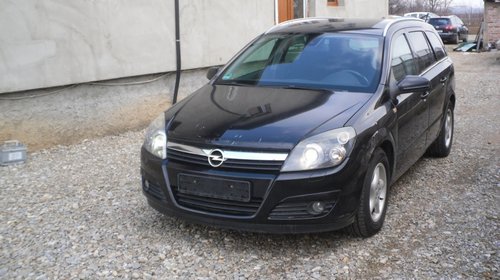 Dezmembrez Astra H 1,7 CDTI