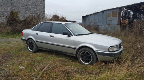 Dezmembrez Audi 80 B4 1.9 tdi an 1995