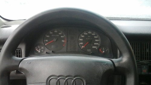 Dezmembrez audi 80