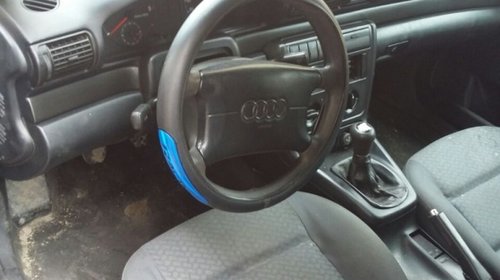 Dezmembrez audi a 4 an 1996 motor 1.9 tdi