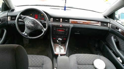 Dezmembrez Audi A 6 4B5 C5 din 2001 2.5 diesel varianta break