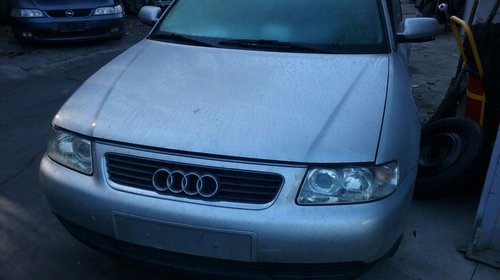 Dezmembrez Audi A3 1.6 benz euro4 2002 cod mo